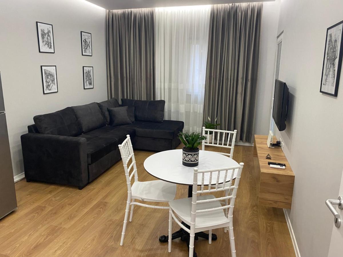 Franci'S Apartment No2 地拉那 外观 照片
